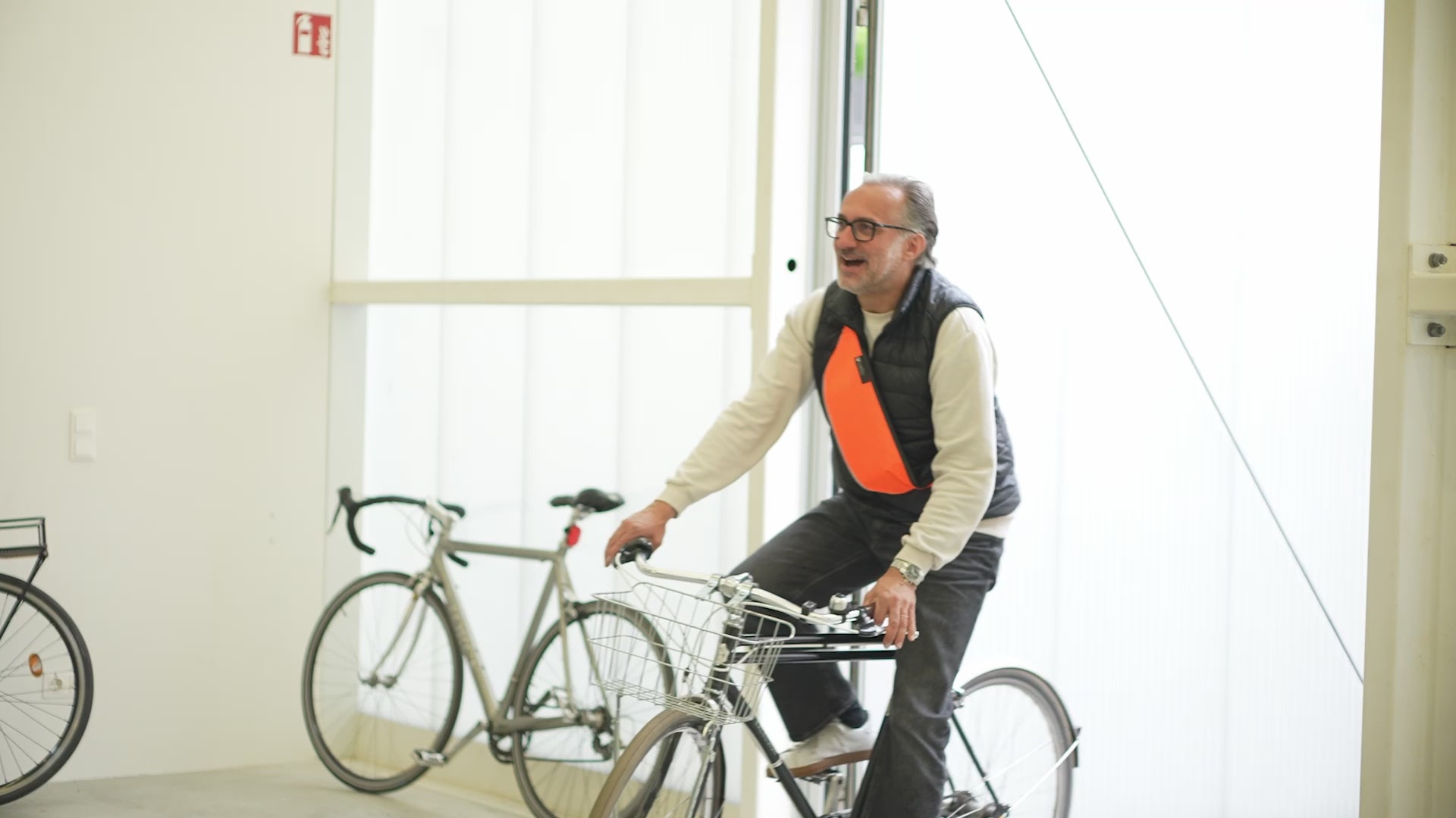 Video laden: Erklärung vvelo Crossbag