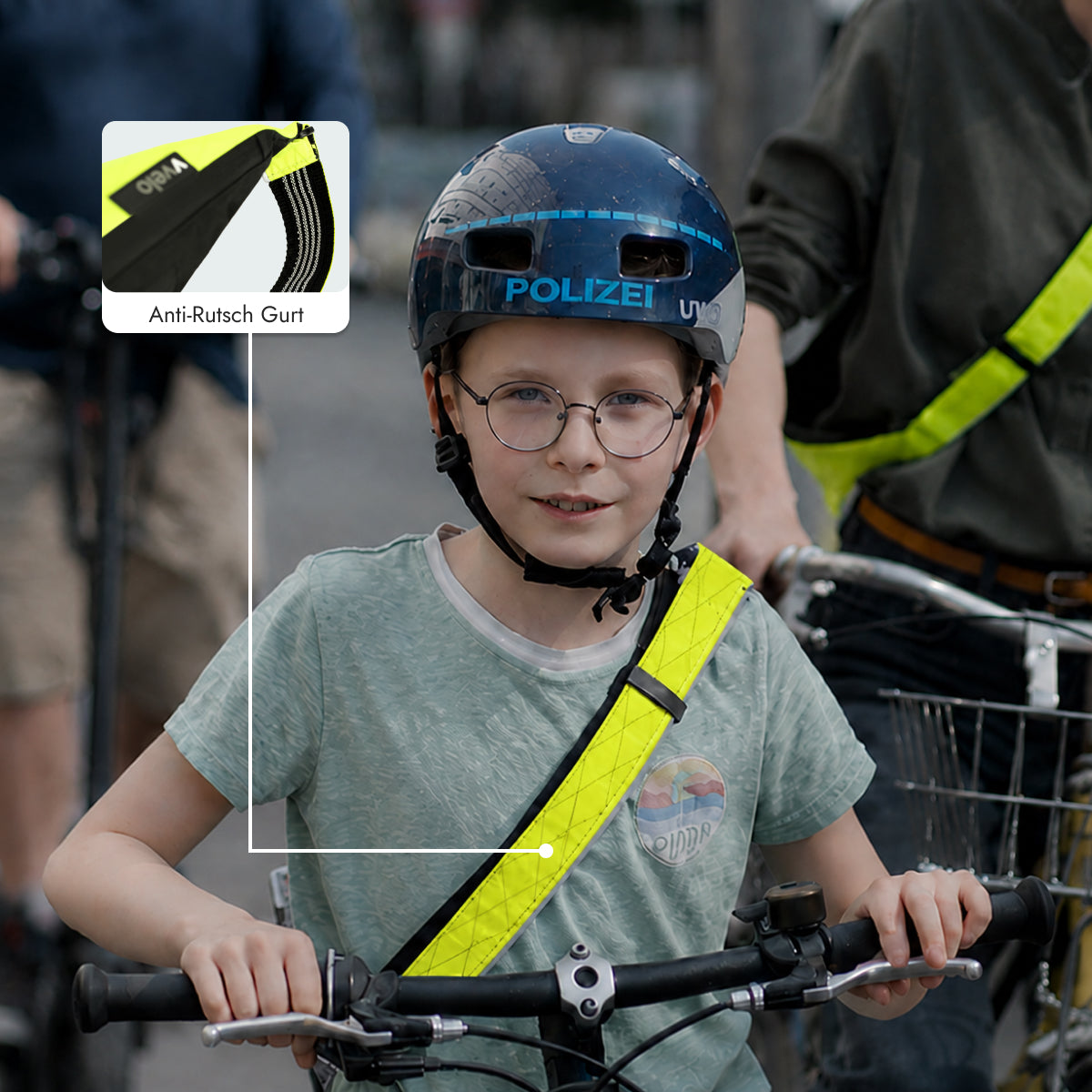 Kind trägt vvelo Crossbag (Small, Gelb)